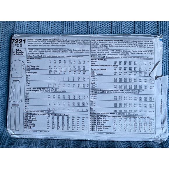 Simplicity 7221 Sewing pattern top skirt short pants size 18w-24w - Picture 3 of 5